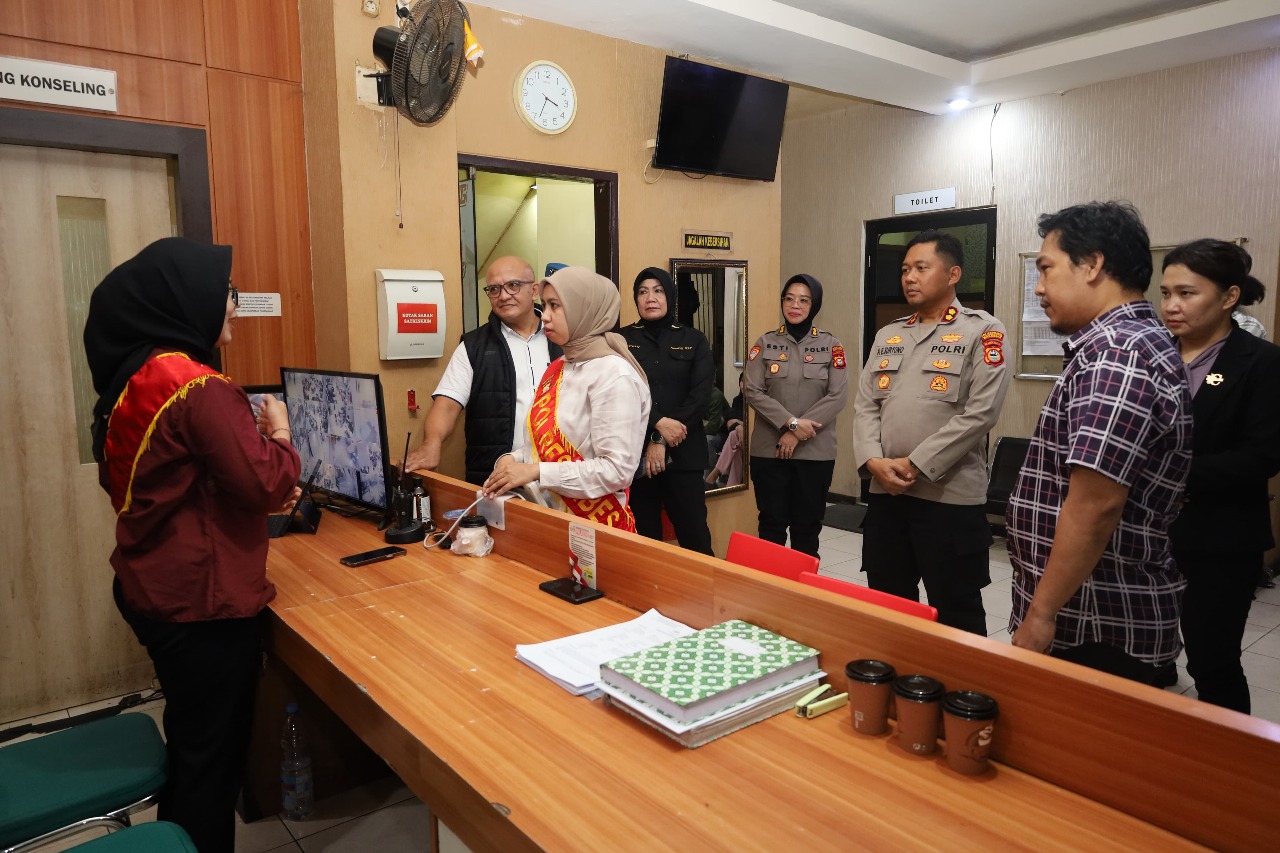BAG RBP RORENA POLDA SULSEL DAMPINGI TIM PEKPPP MABES POLRI DI POLRESTABES MAKASSAR