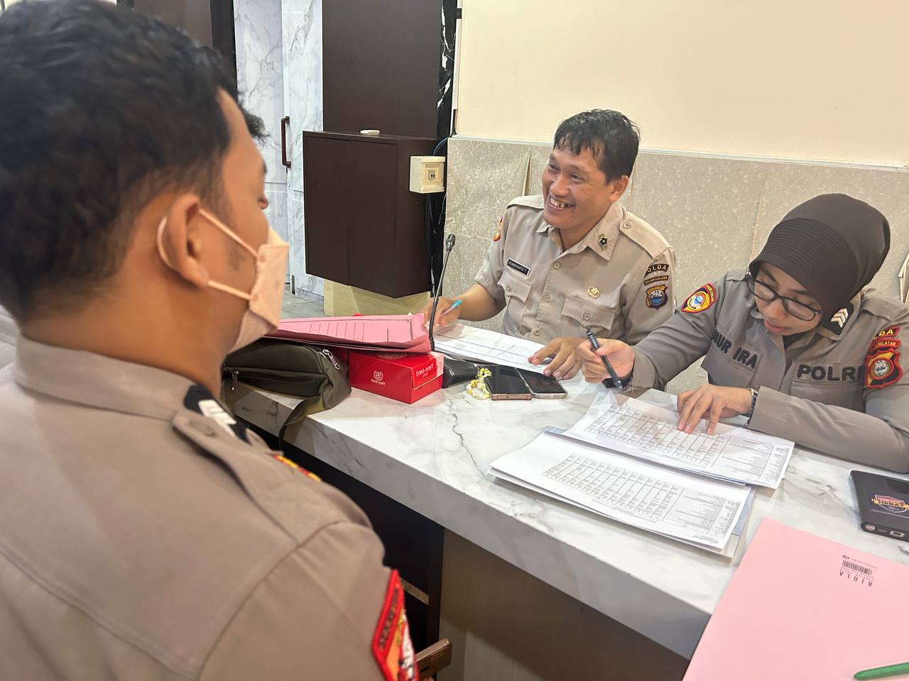 Bag Renprogar Biro Rena Polda Sulsel Melaksanakan Asistensi Penyusunan RKA-K/L T.A. 2026 Serta Pembuatan Kak/Tor Rab Ke Satker Jajaran Polda SulSel.